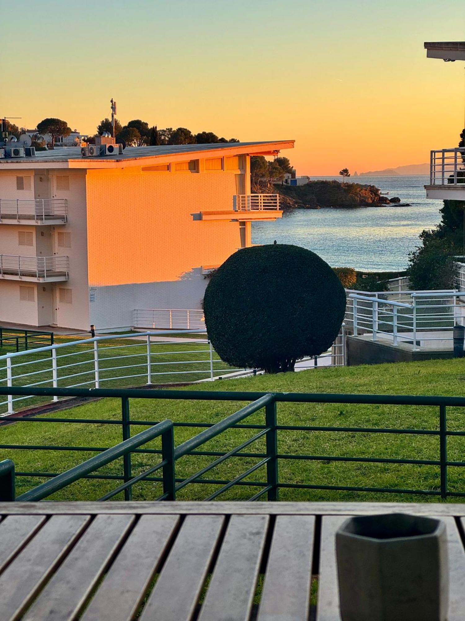 Almadrava Beach Roses Exterior foto